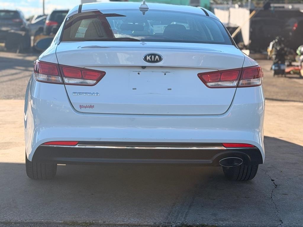 Kia Optima 4dr Sdn LX 2016