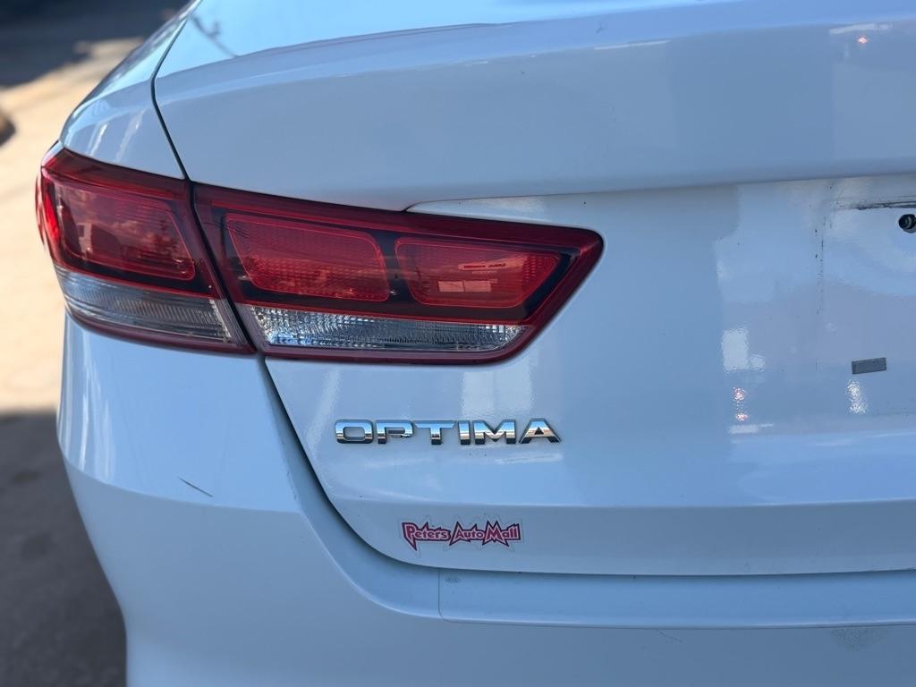 Kia Optima 4dr Sdn LX 2016