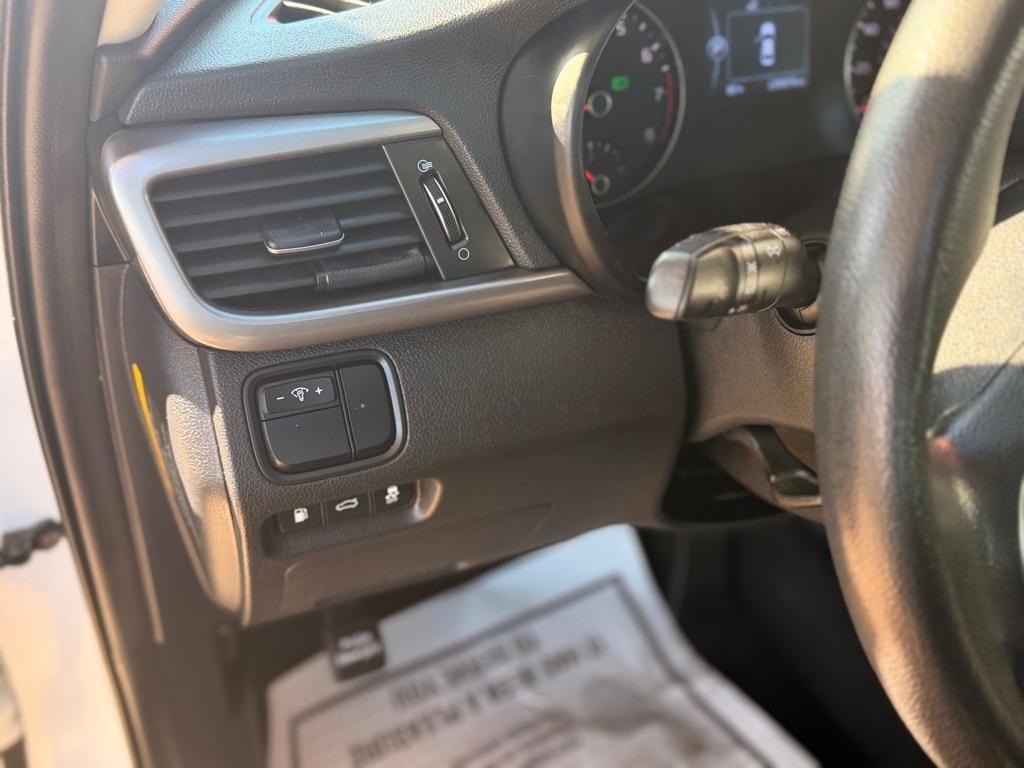 Kia Optima 4dr Sdn LX 2016
