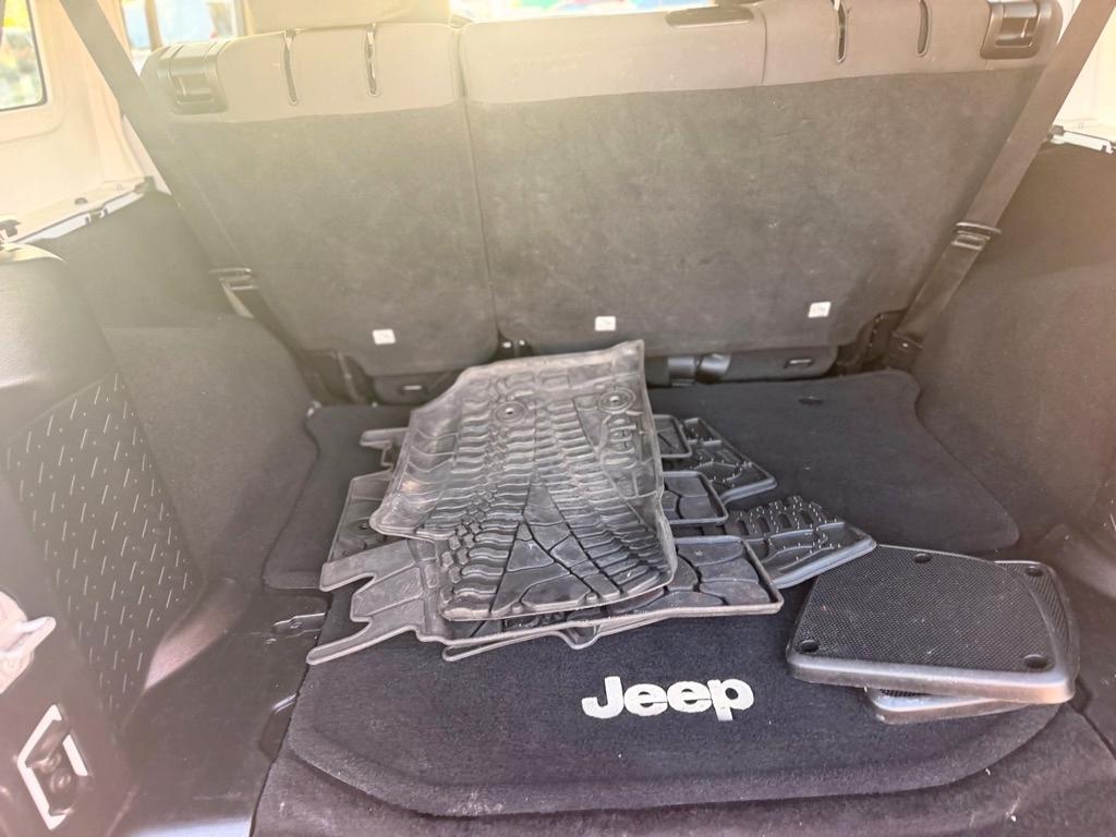 Jeep Wrangler Unlimited 4WD 4dr Sport 2016