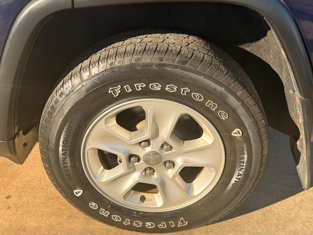 Jeep Grand Cherokee 4WD 4dr Laredo 2016