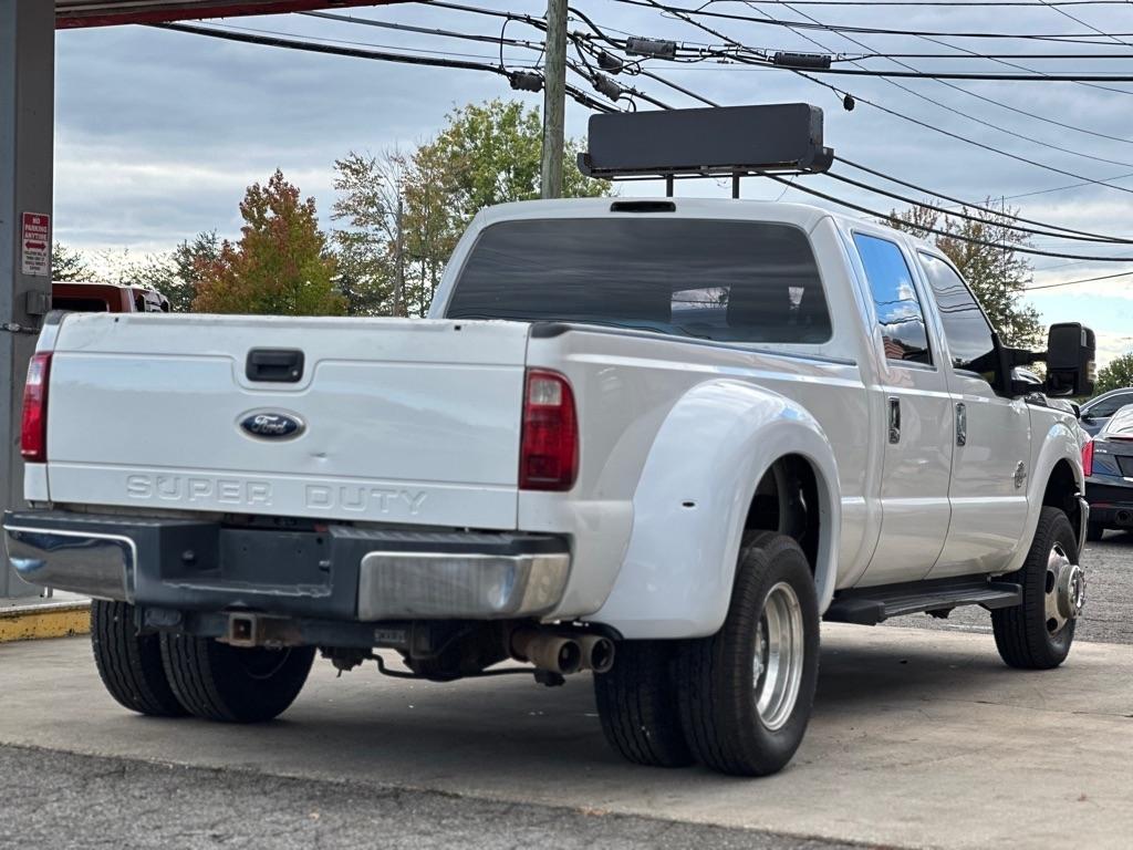 Ford Super Duty F-350 DRW 4WD Crew Cab 172" Platinum 2016