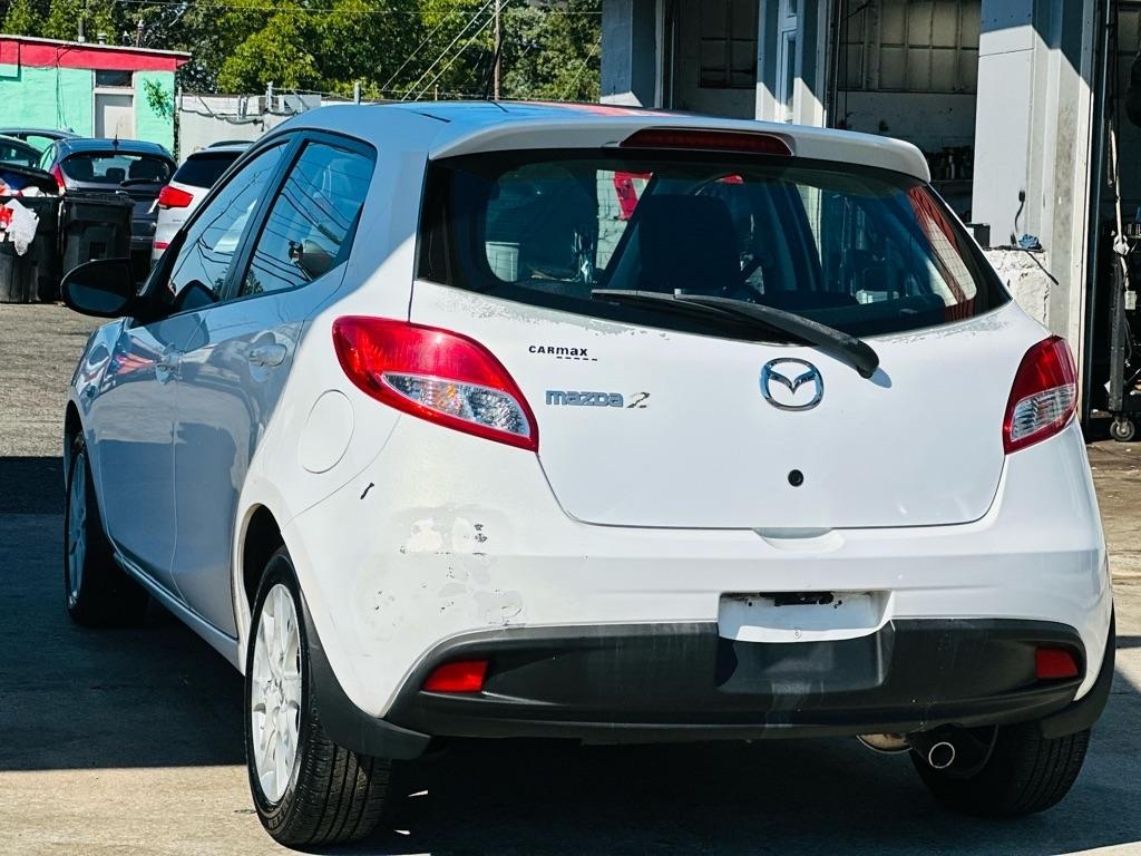 Mazda MAZDA2 4dr HB Man Touring 2011