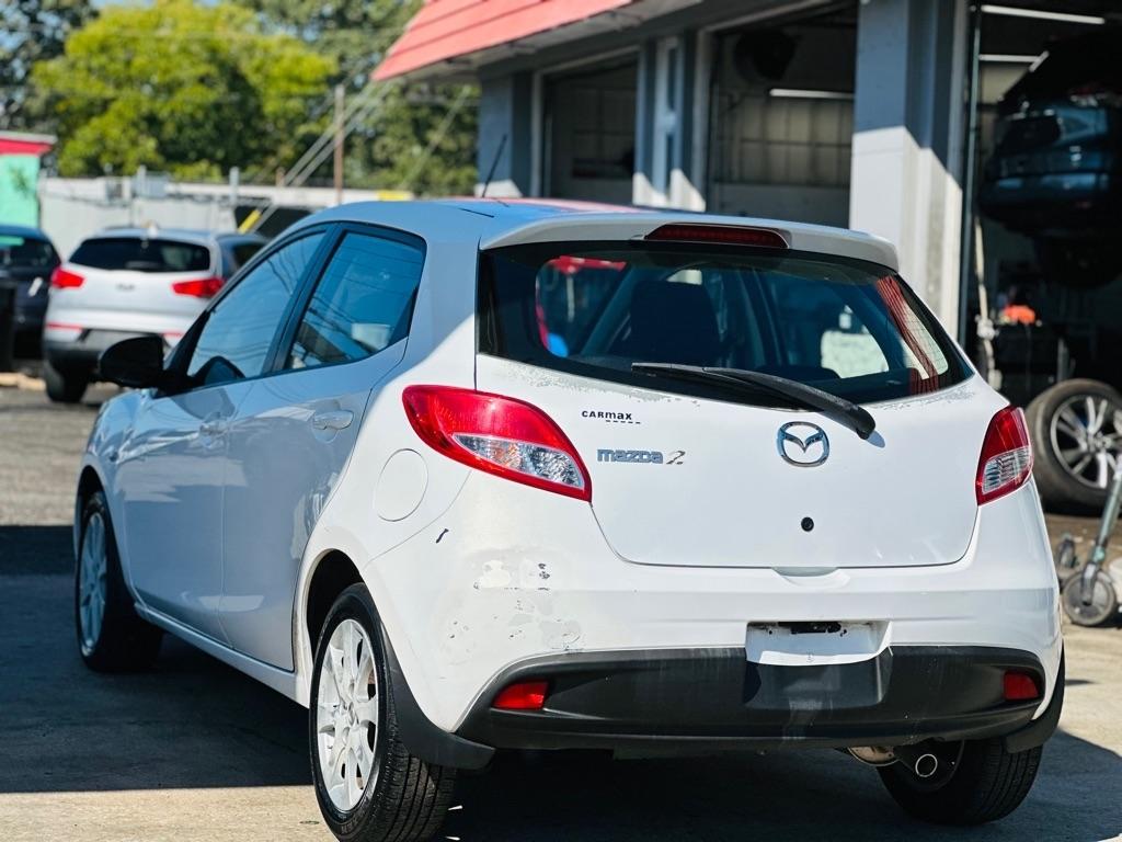 Mazda MAZDA2 4dr HB Man Touring 2011