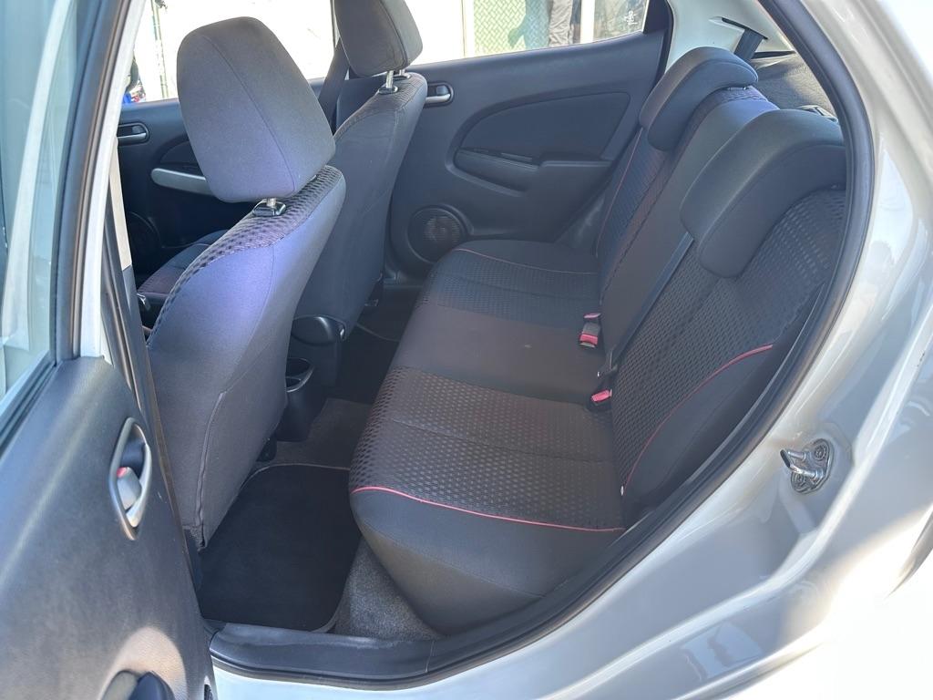 Mazda MAZDA2 4dr HB Man Touring 2011