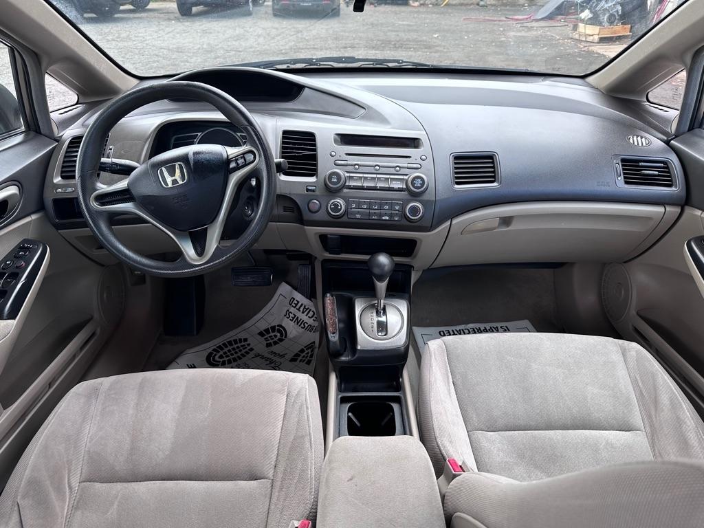 Honda Civic Sdn 4dr Auto LX 2011