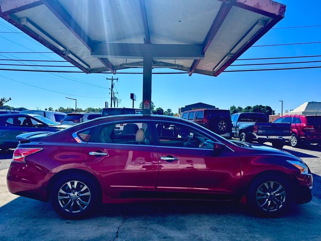 Nissan Altima 4dr Sdn I4 2.5 S 2015