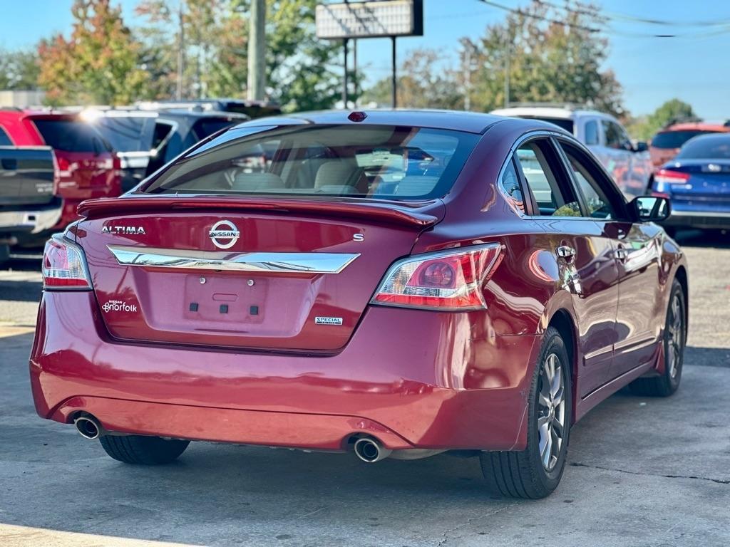 Nissan Altima 4dr Sdn I4 2.5 S 2015