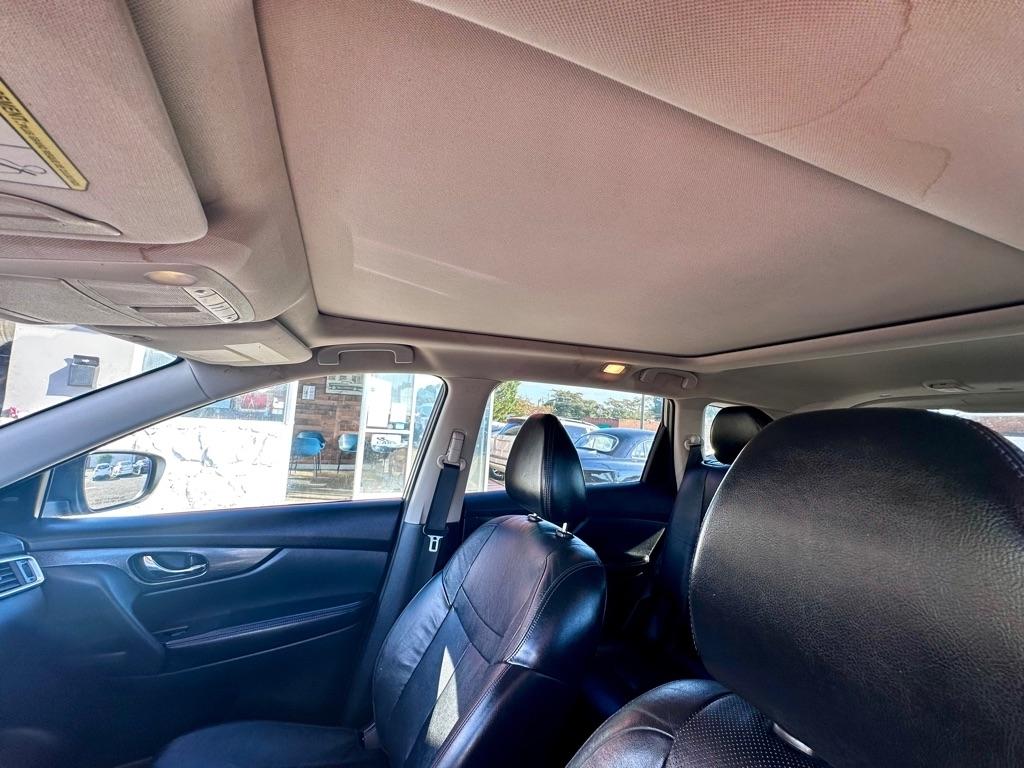Nissan Rogue FWD 4dr SL 2014