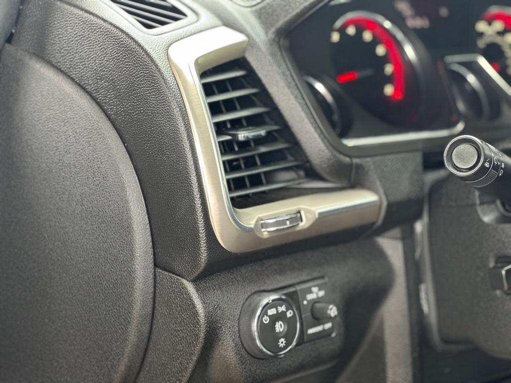 GMC Acadia FWD 4dr Denali 2015