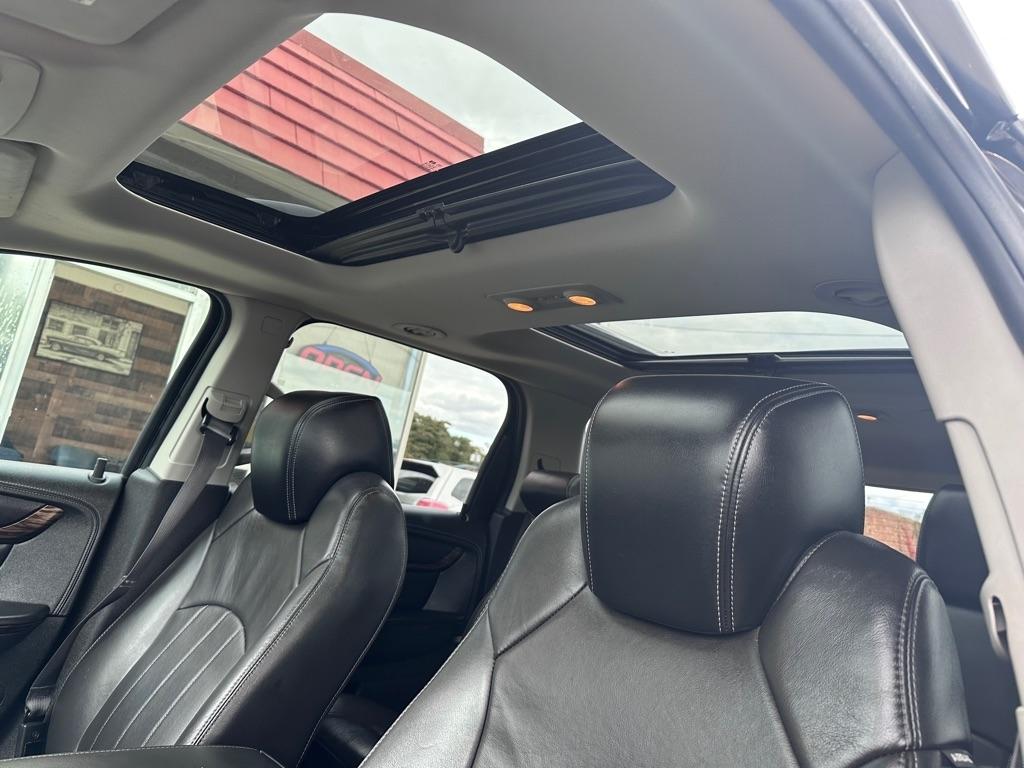 GMC Acadia FWD 4dr Denali 2015