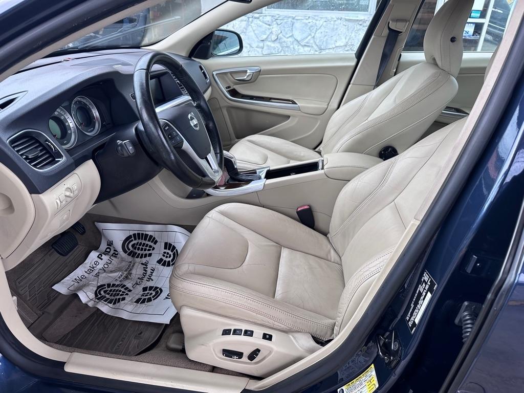Volvo S60 4dr Sdn T6 AWD 2013