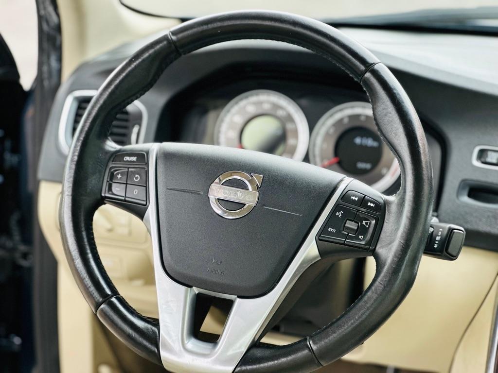 Volvo S60 4dr Sdn T6 AWD 2013