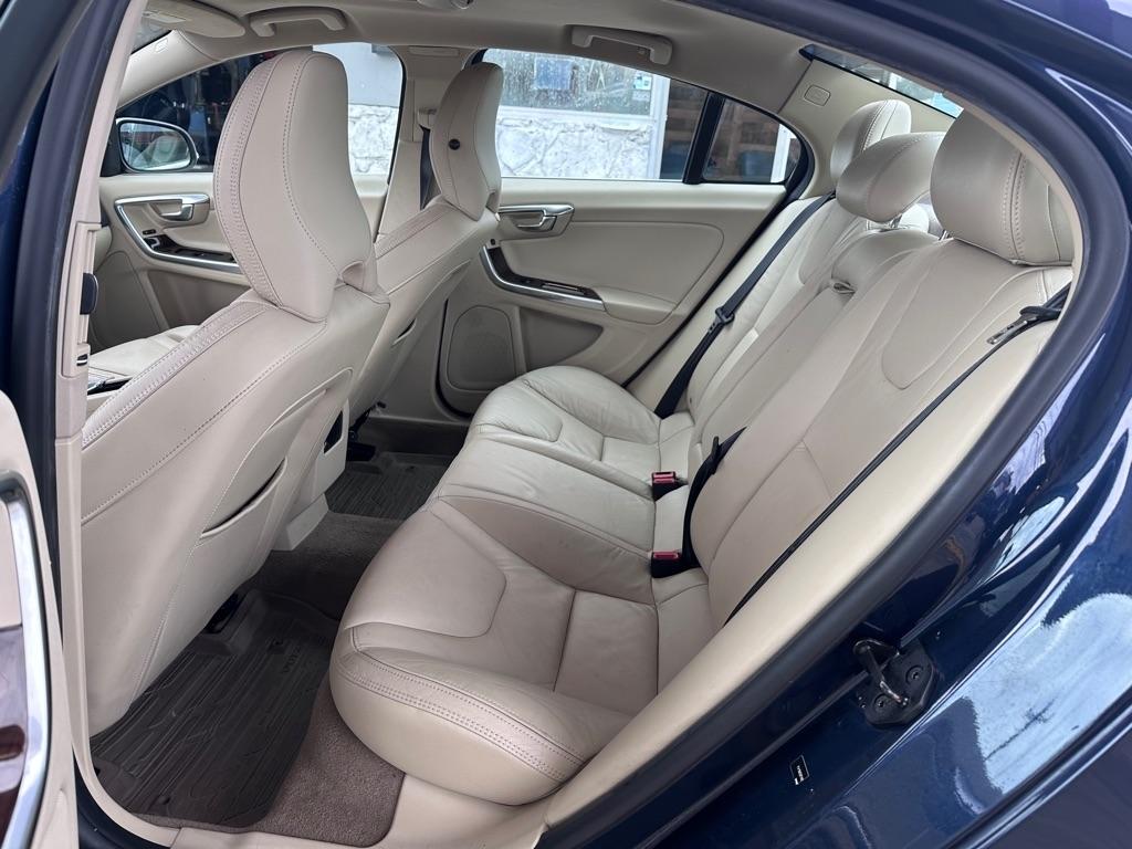 Volvo S60 4dr Sdn T6 AWD 2013