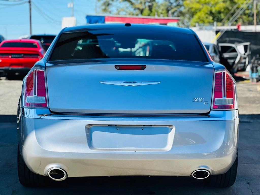 Chrysler 300 4dr Sdn 300C RWD 2013
