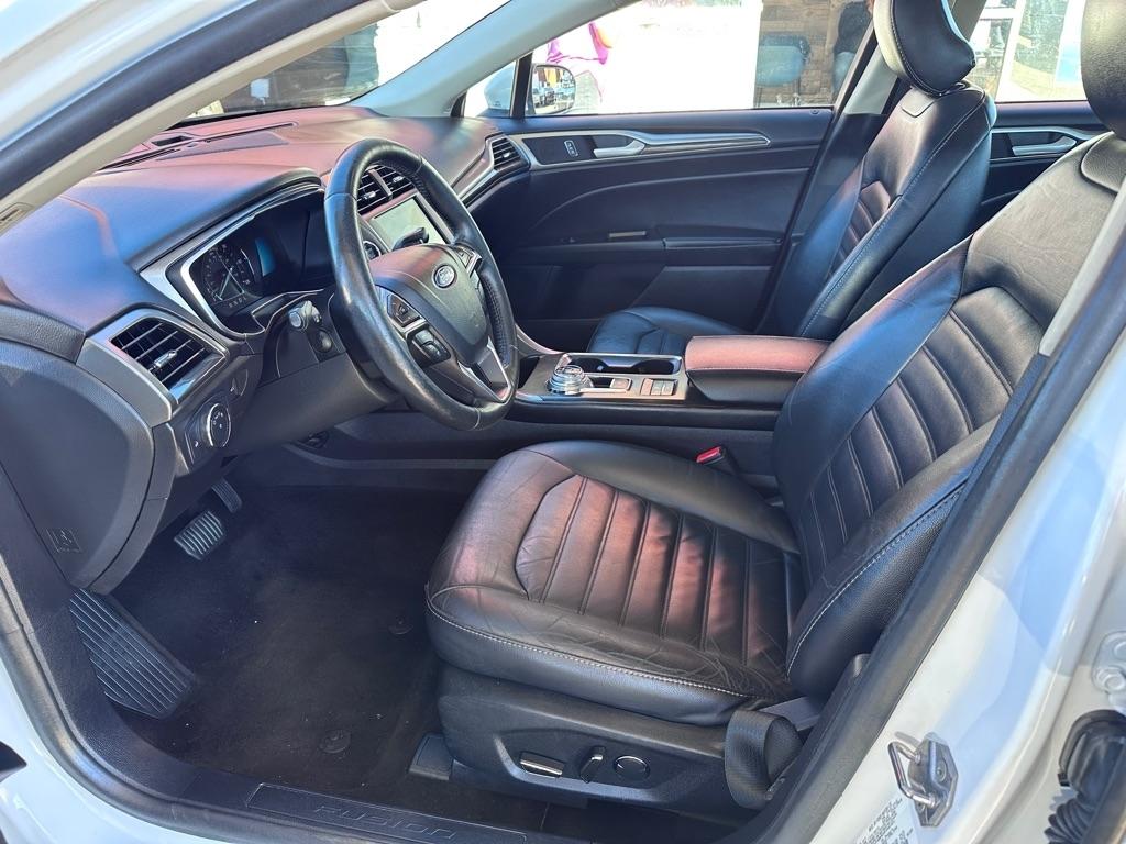 Ford Fusion Hybrid SE FWD 2018