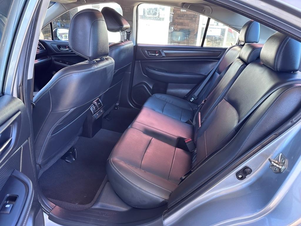 Subaru Legacy 4dr Sdn 2.5i Limited PZEV 2016