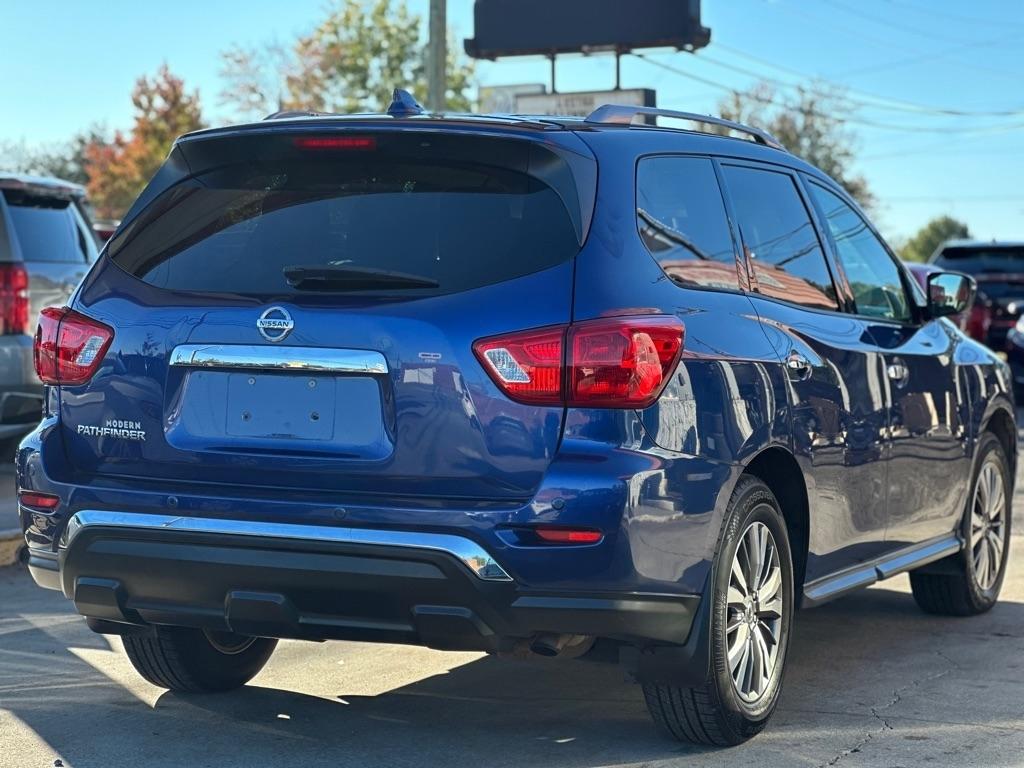 Nissan Pathfinder FWD S 2019