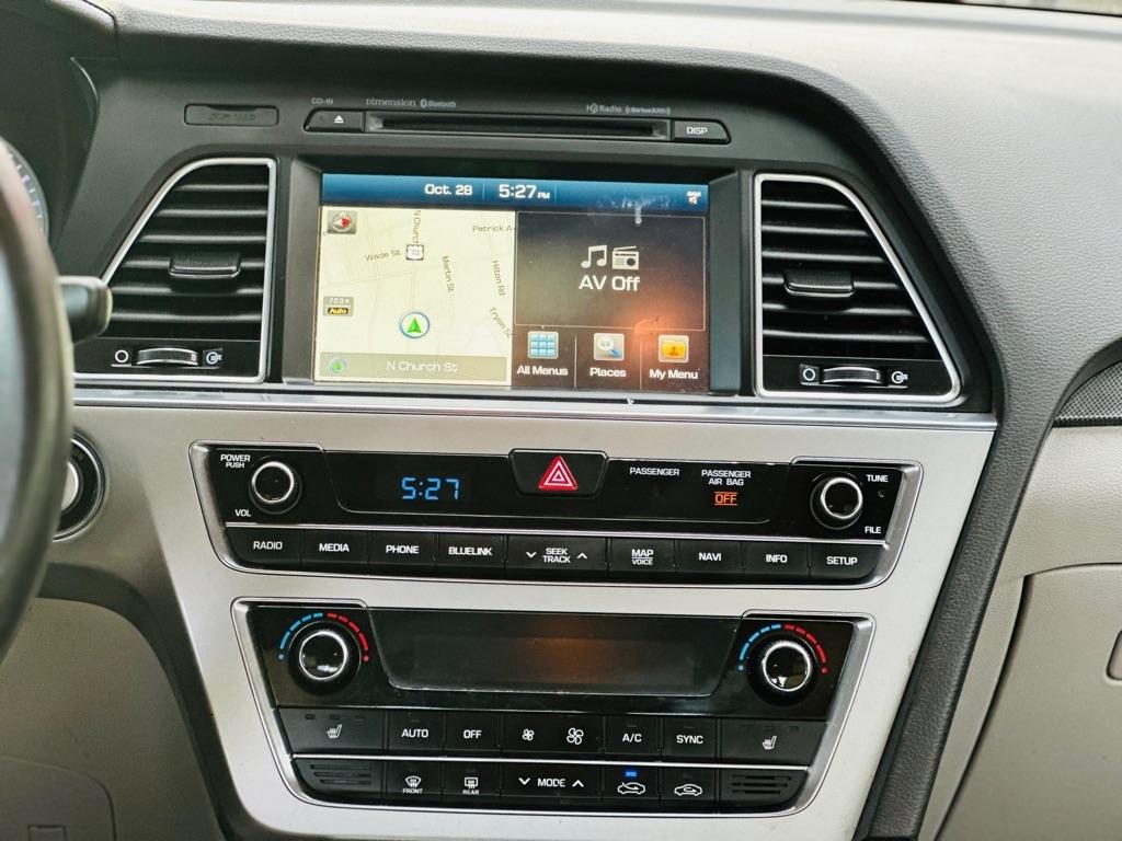 Hyundai Sonata 4dr Sdn 2.4L Sport PZEV 2015