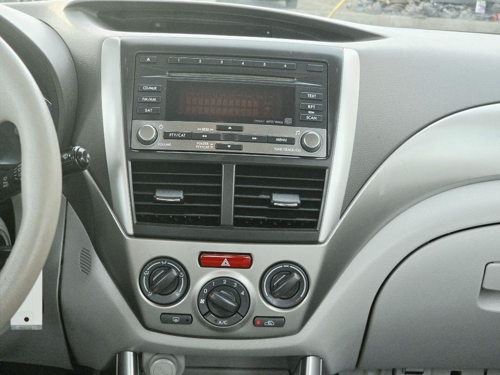 Subaru Forester 4dr Auto 2.5X w/Special Edition Pkg 2010