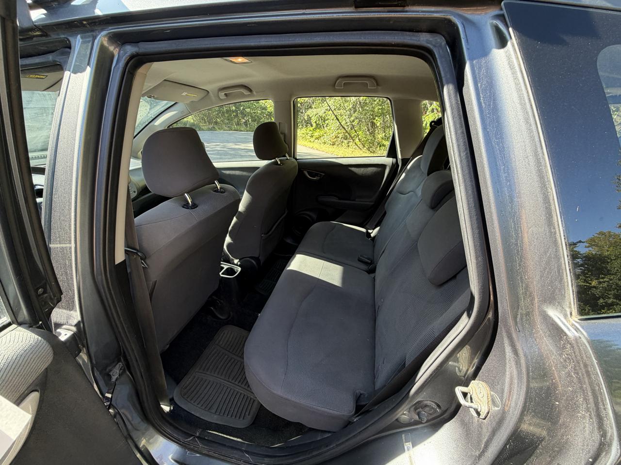 Honda Fit 5-Speed MT 2012