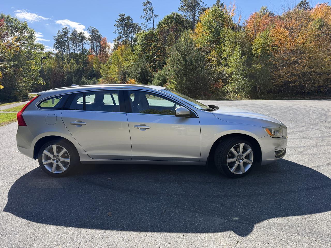 Volvo V60 T5 Premier FWD 2017