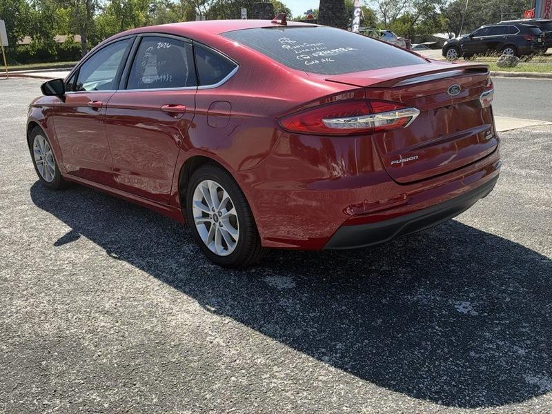Ford Fusion SE 2020