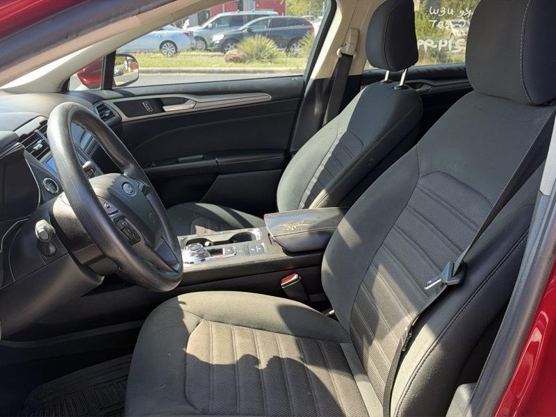 Ford Fusion SE 2020