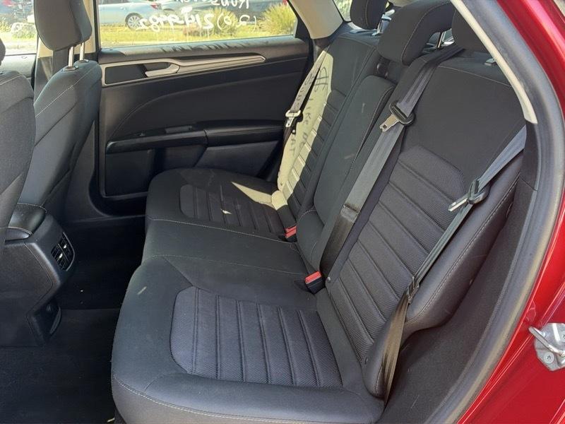 Ford Fusion SE 2020