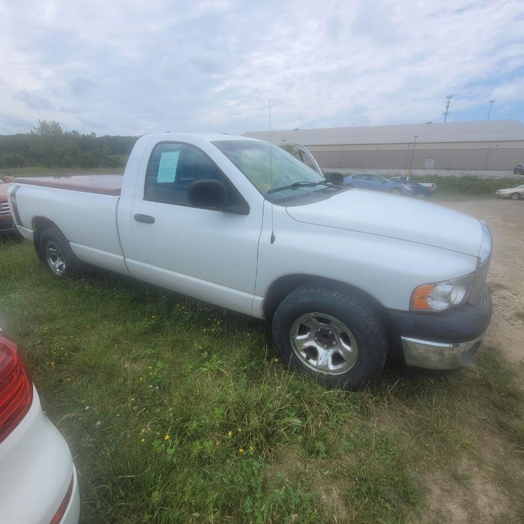 Dodge Ram 1500 ST 2WD 2004