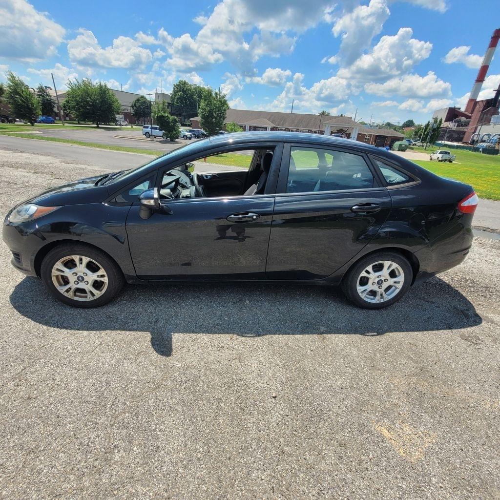 Ford Fiesta SE Sedan 2014