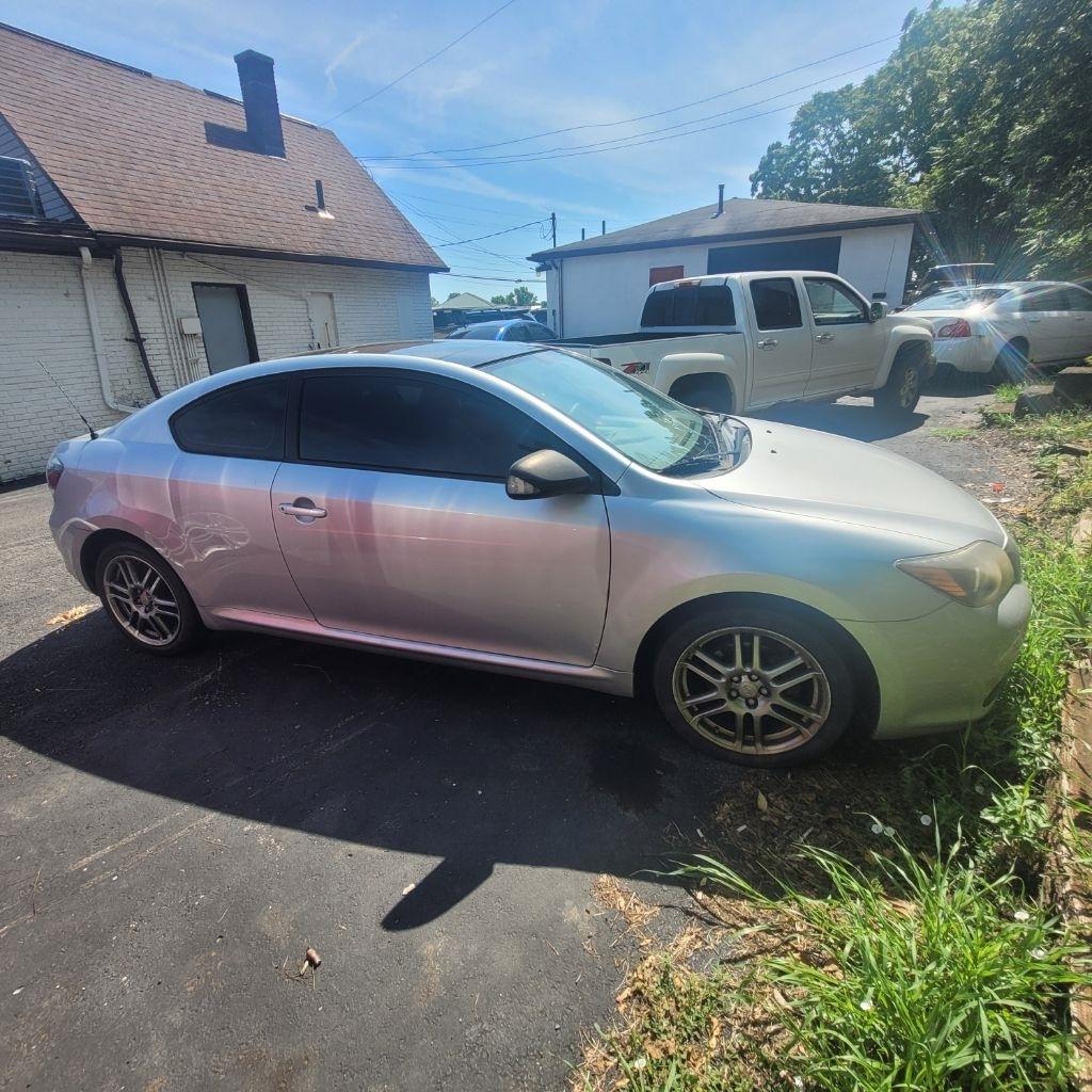 Scion tC Sports Coupe 4-Spd AT 2010