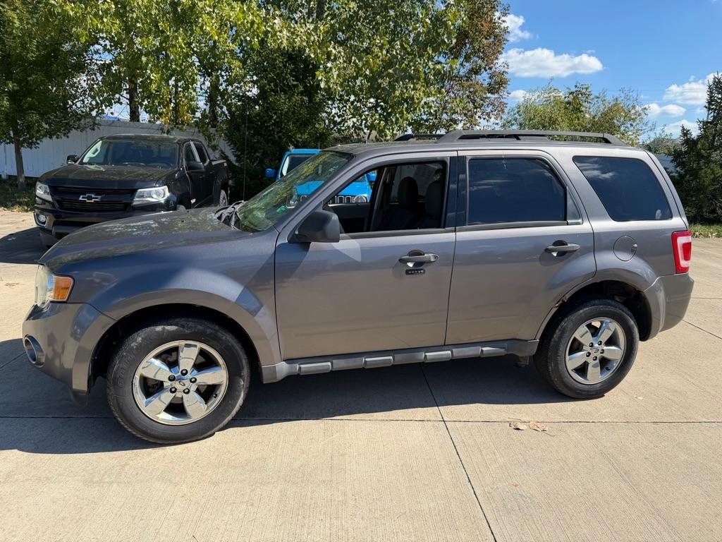 Ford Escape XLT FWD V6 2009
