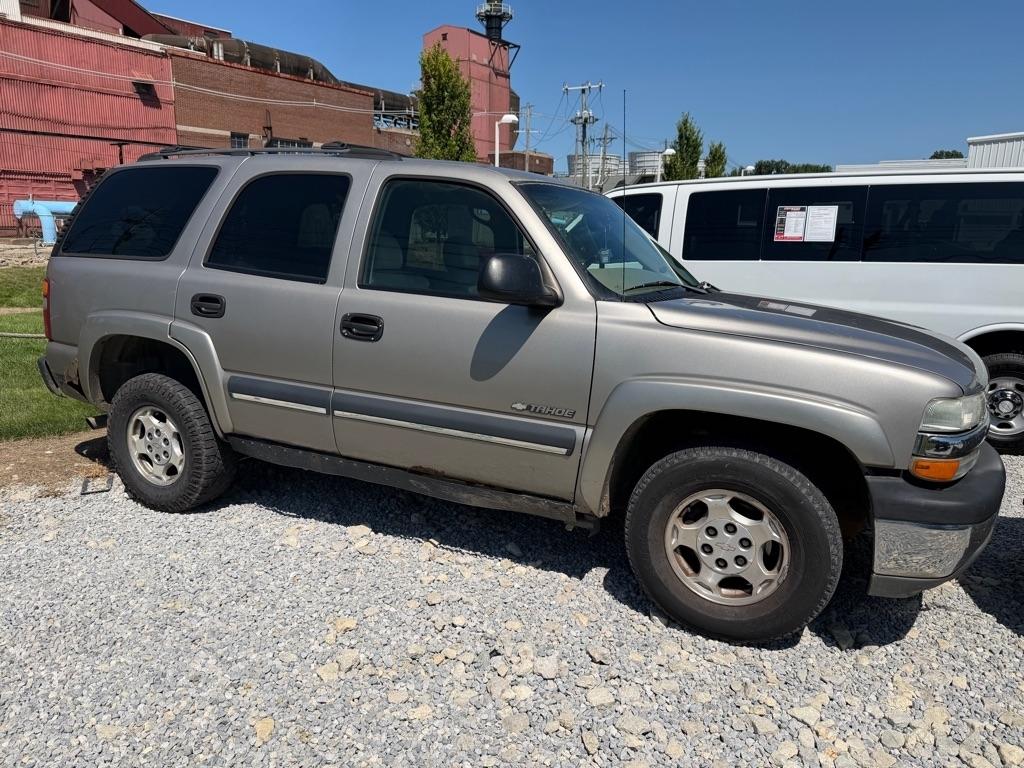 Chevrolet Tahoe 4WD 2003