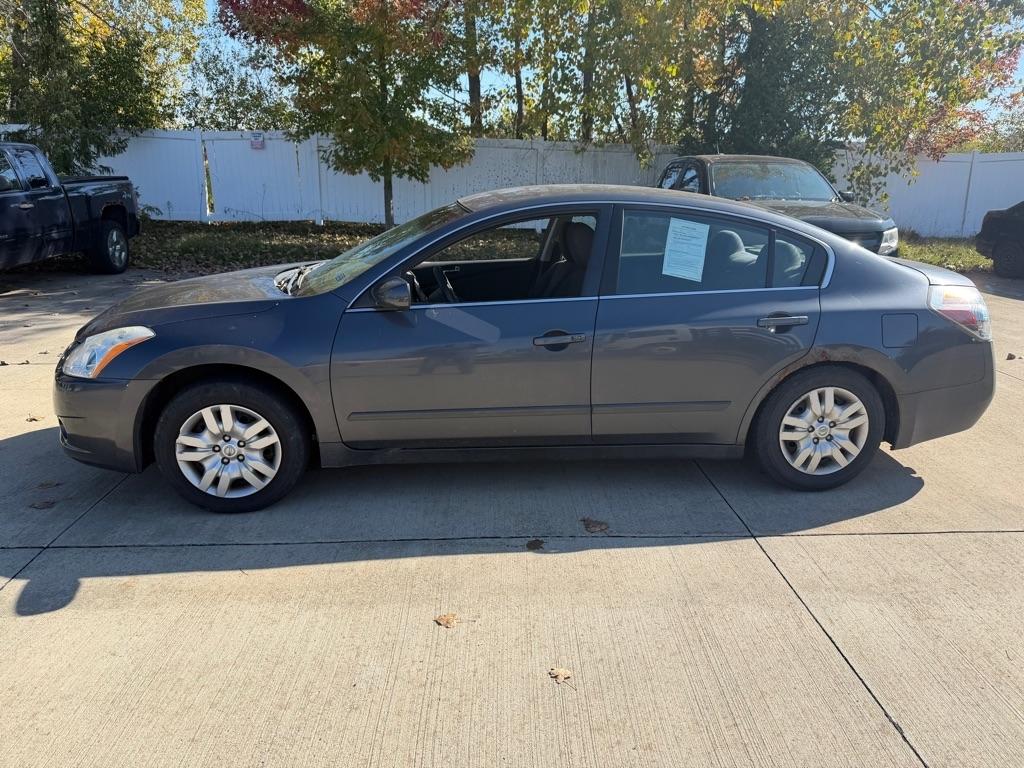 Nissan Altima 2.5 S 2012