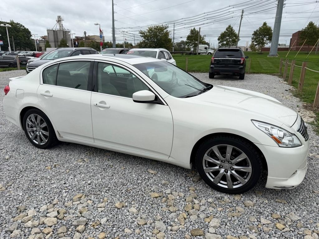 Infiniti G Sedan G37 Sport 6MT 2011