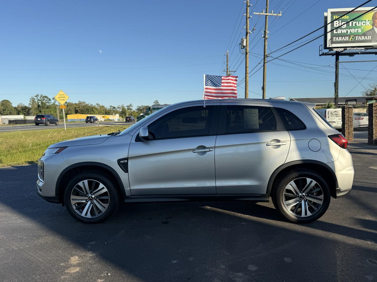Mitsubishi Outlander Sport 2.0 ES CVT 2022
