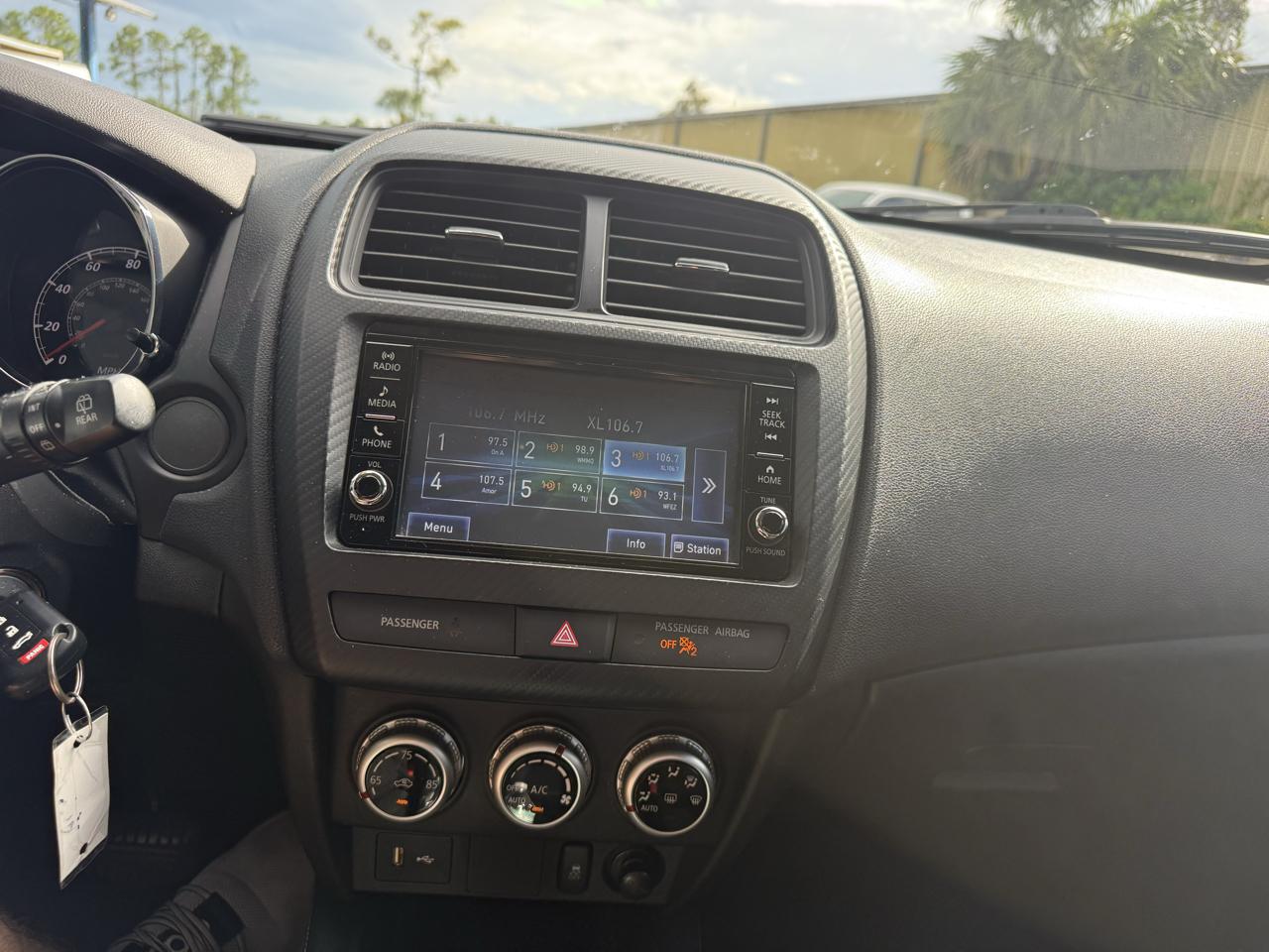 Mitsubishi Outlander Sport 2.0 ES CVT 2022