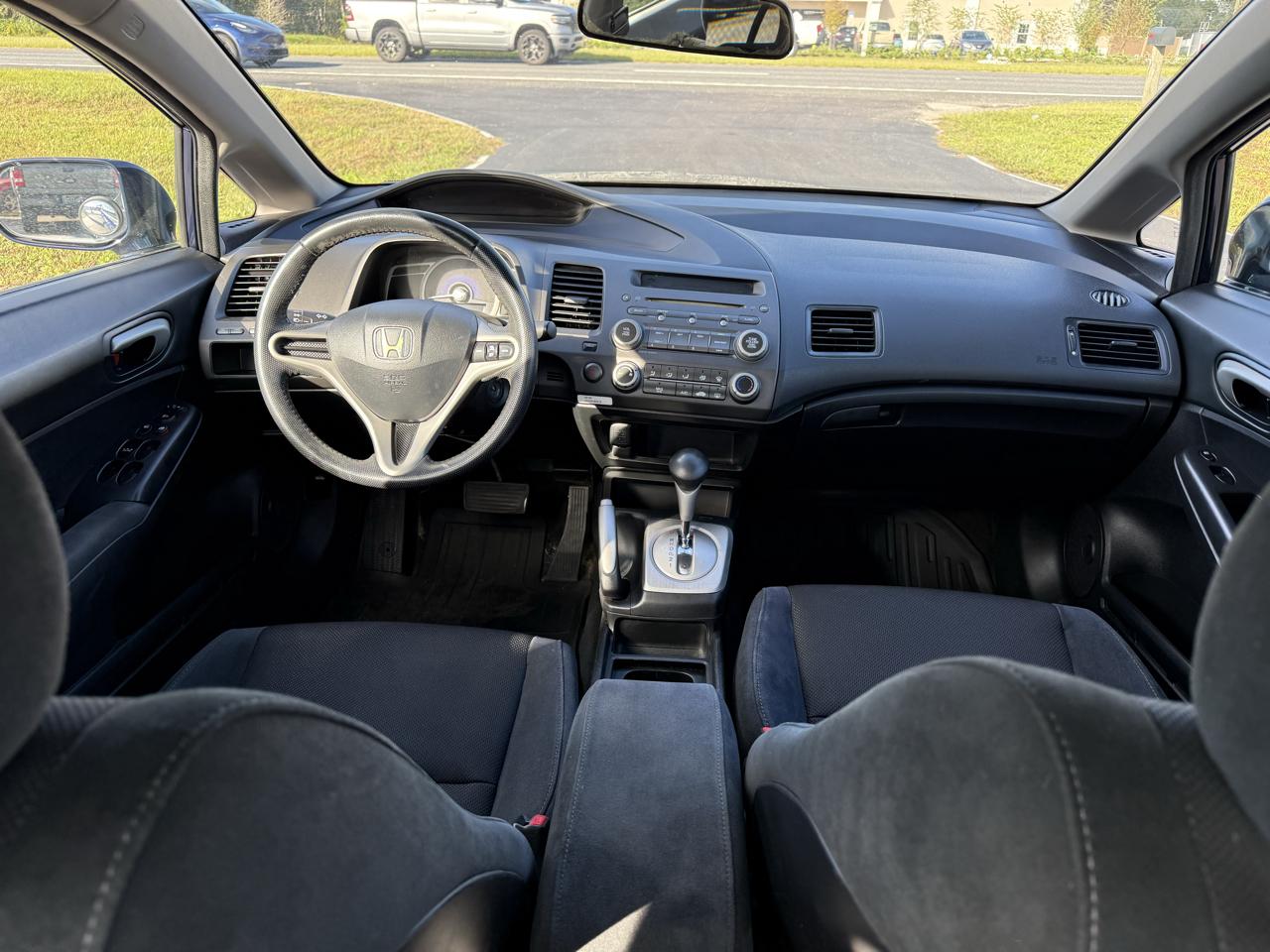 Honda Civic LX-S Sedan 5-Speed AT 2010