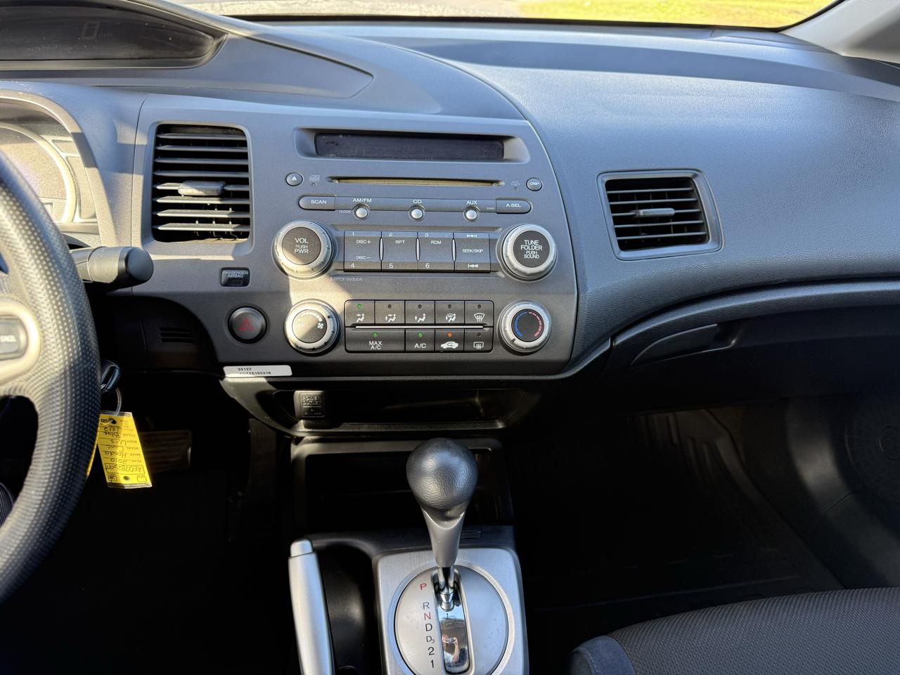 Honda Civic LX-S Sedan 5-Speed AT 2010