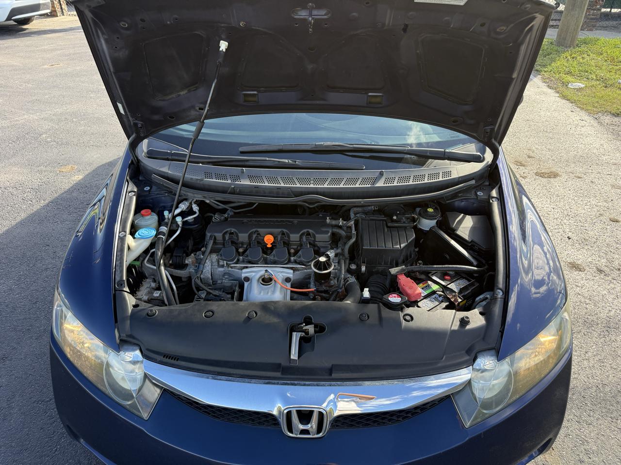 Honda Civic LX-S Sedan 5-Speed AT 2010