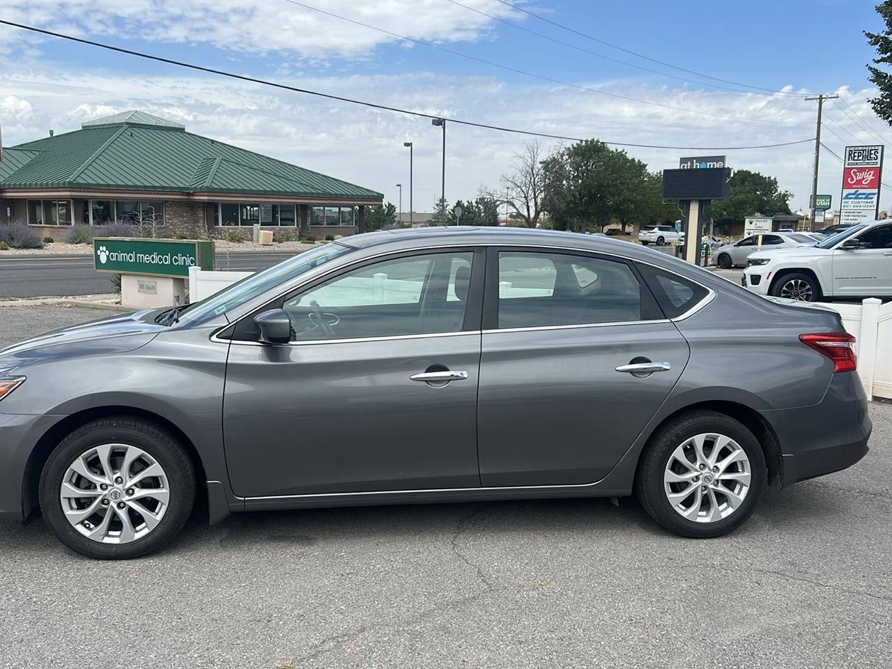 Nissan Sentra SV Sedan 2016
