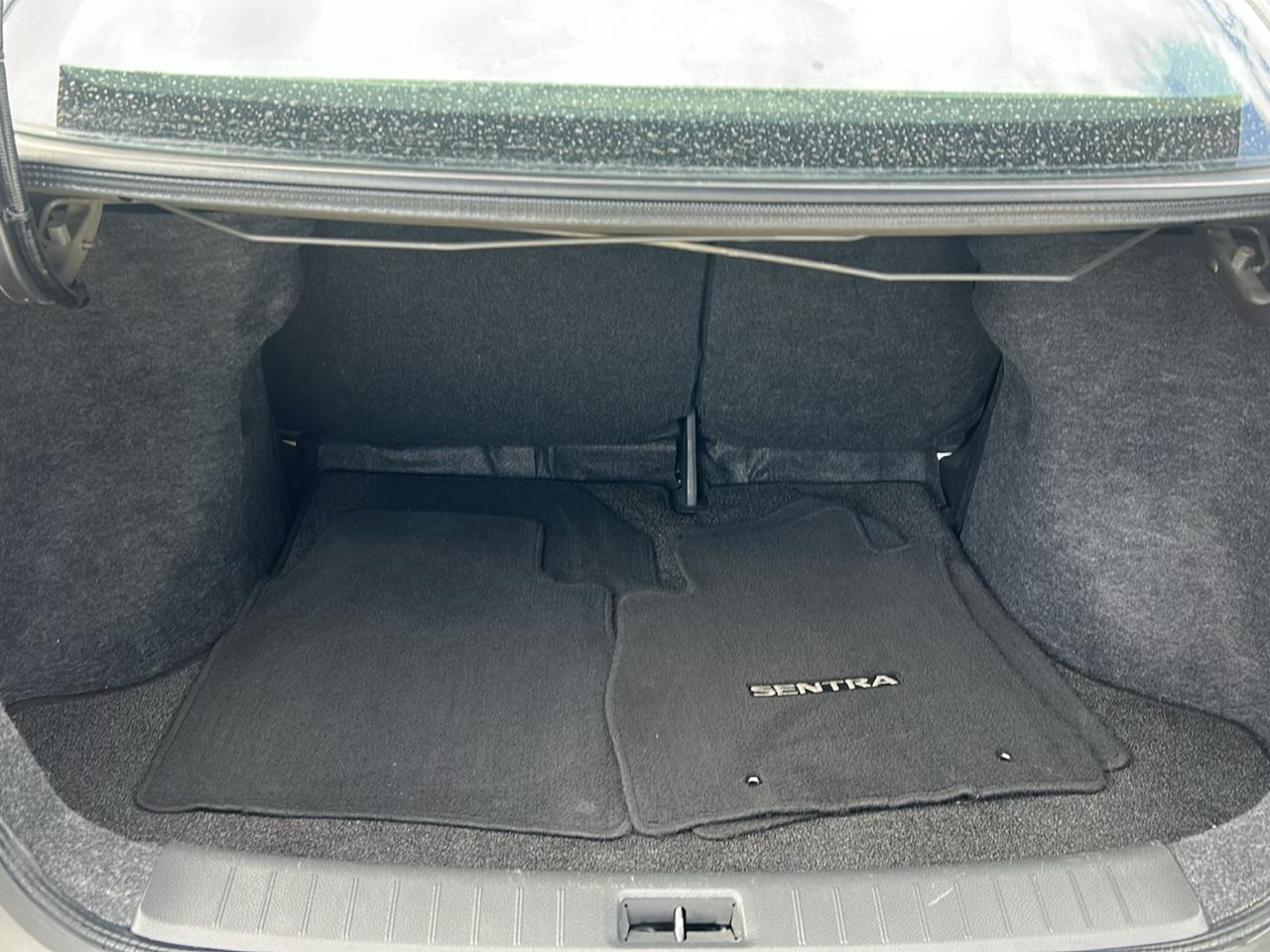 Nissan Sentra SV Sedan 2016