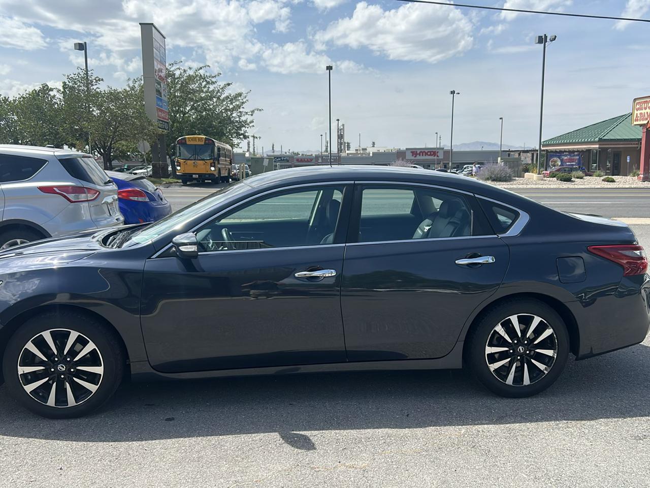 Nissan Altima 2.5 SV 2018
