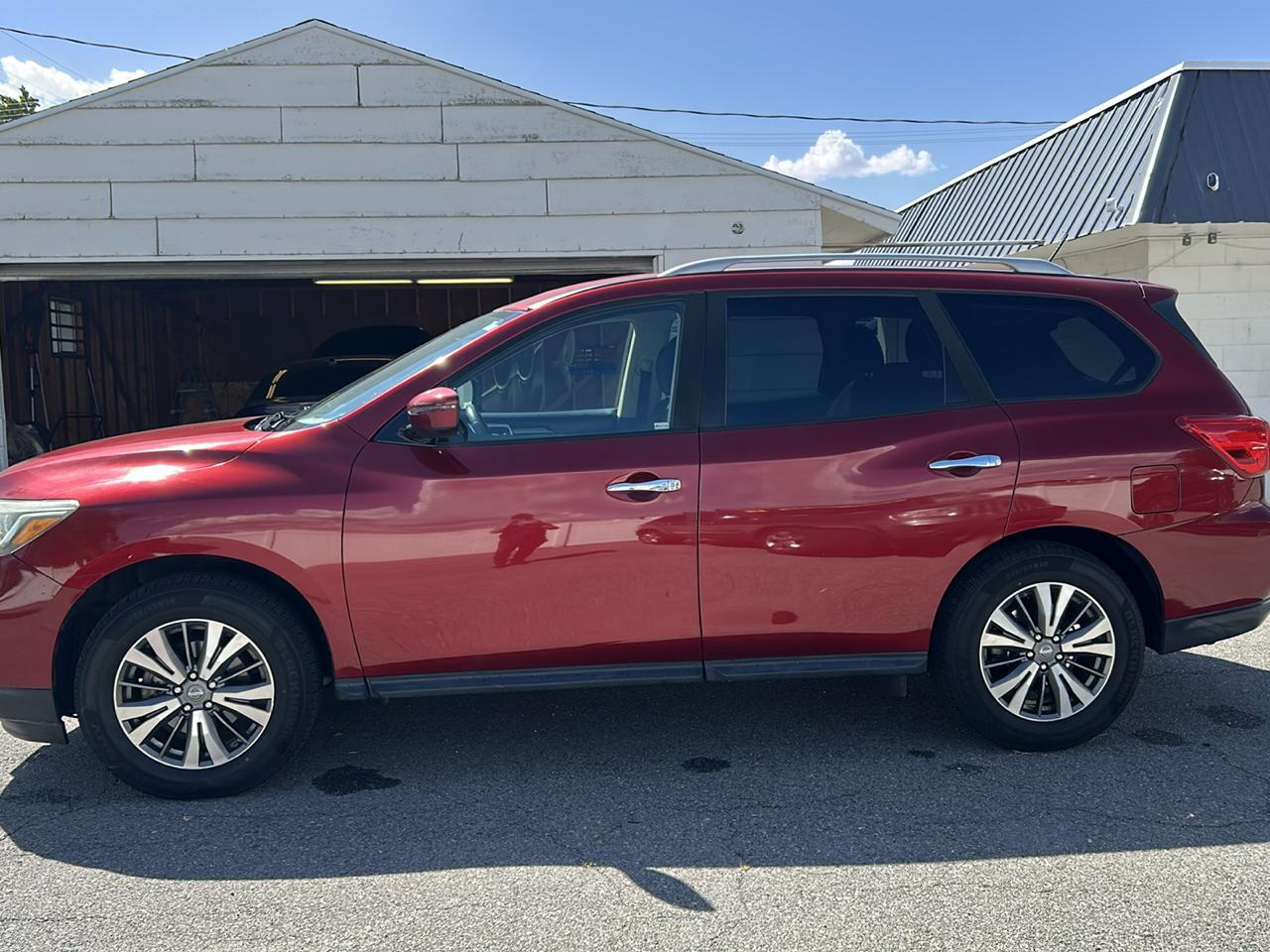 Nissan Pathfinder S 2WD 2018