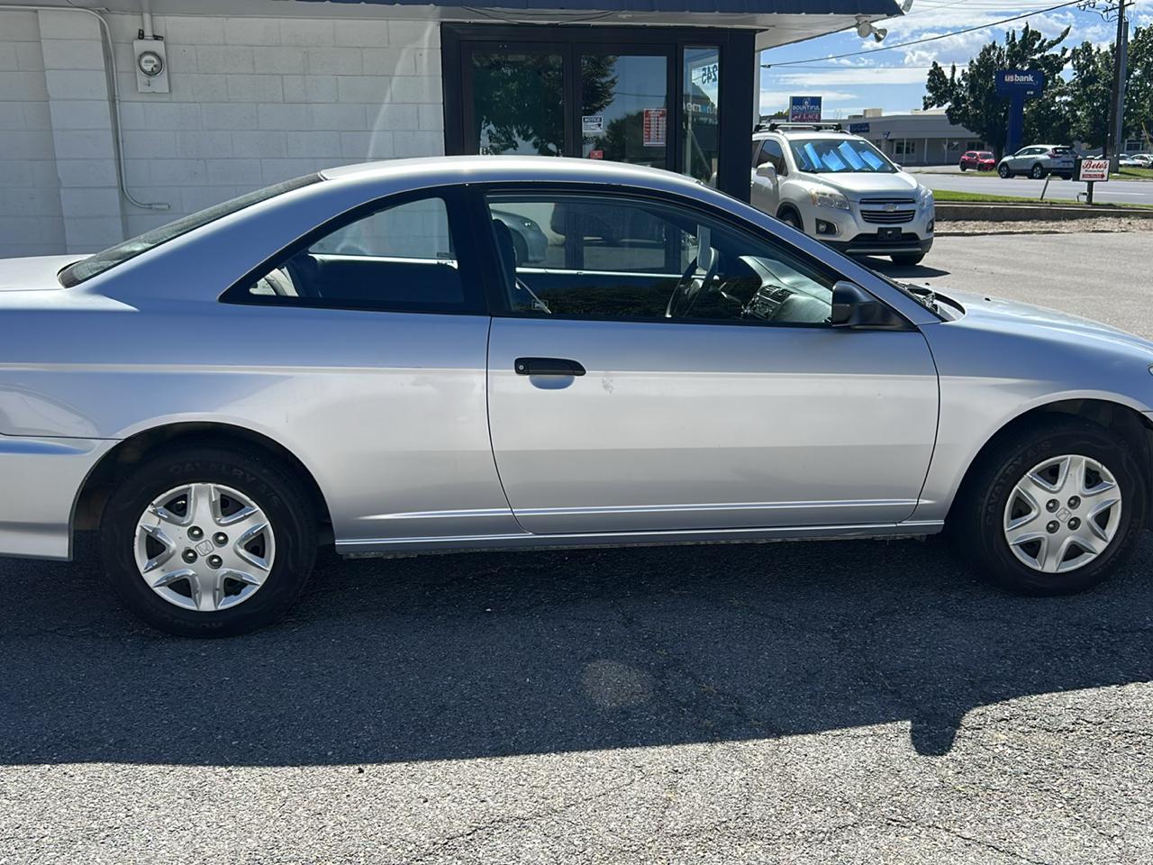 Honda Civic VP coupe AT 2004
