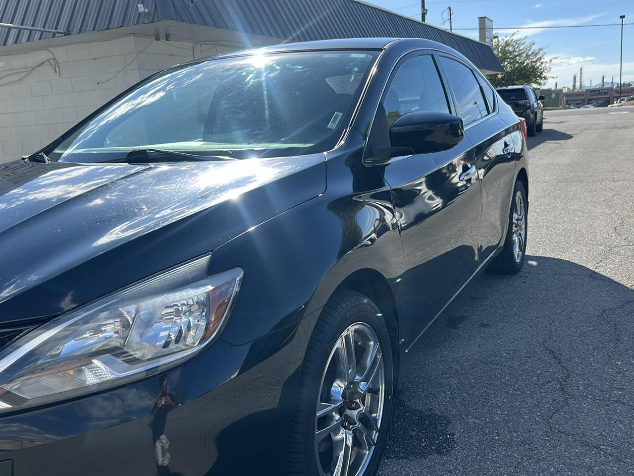 Nissan Sentra S 6MT 2017