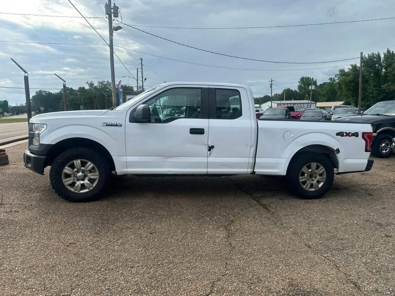 Ford F-150 Lariat SuperCab 6.5-ft. Bed 4WD 2015