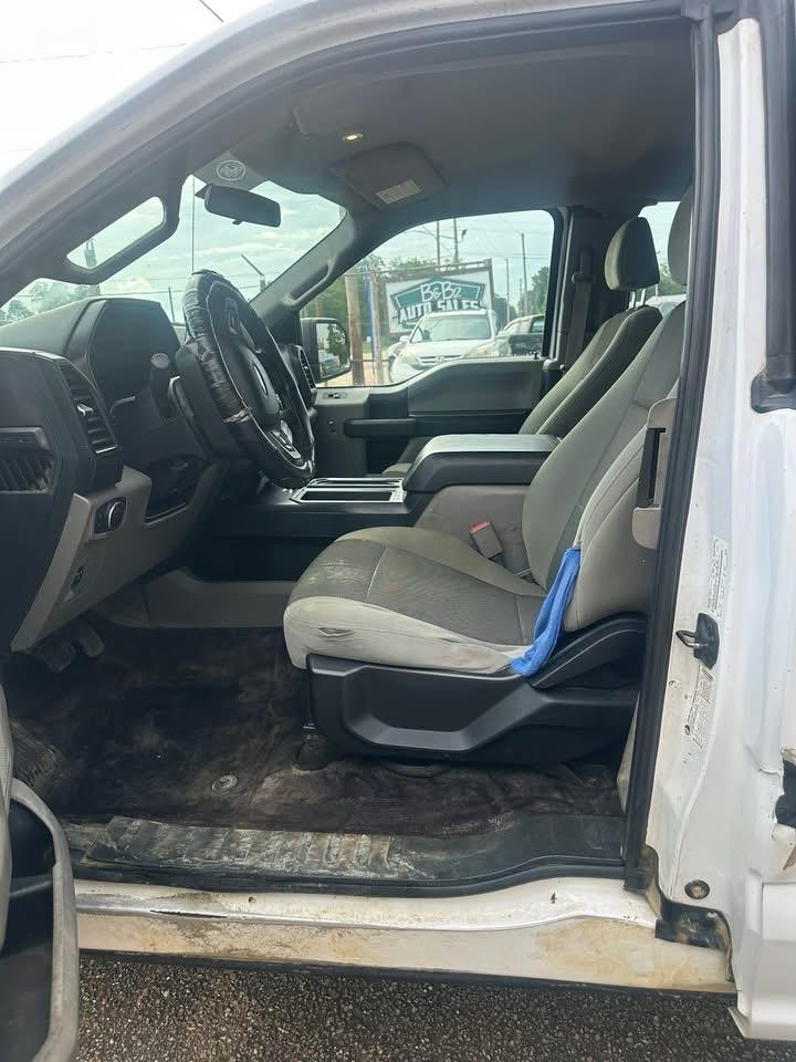 Ford F-150 Lariat SuperCab 6.5-ft. Bed 4WD 2015