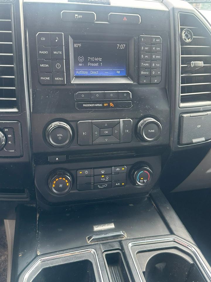 Ford F-150 Lariat SuperCab 6.5-ft. Bed 4WD 2015